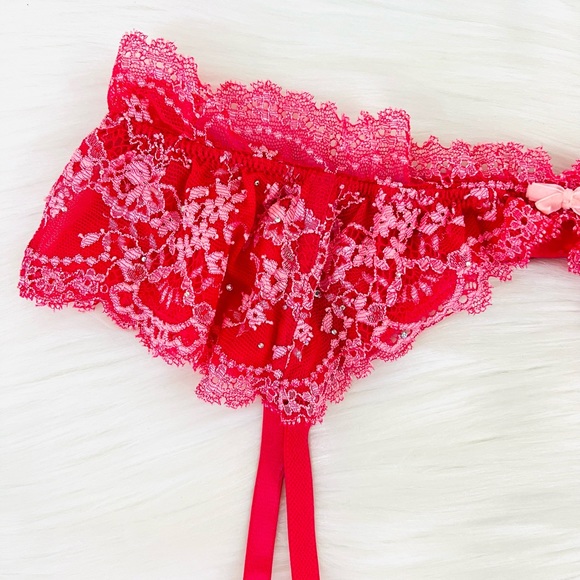 Victoria’s Secret Garter Belt Lingerie M/L - Picture 4 of 9